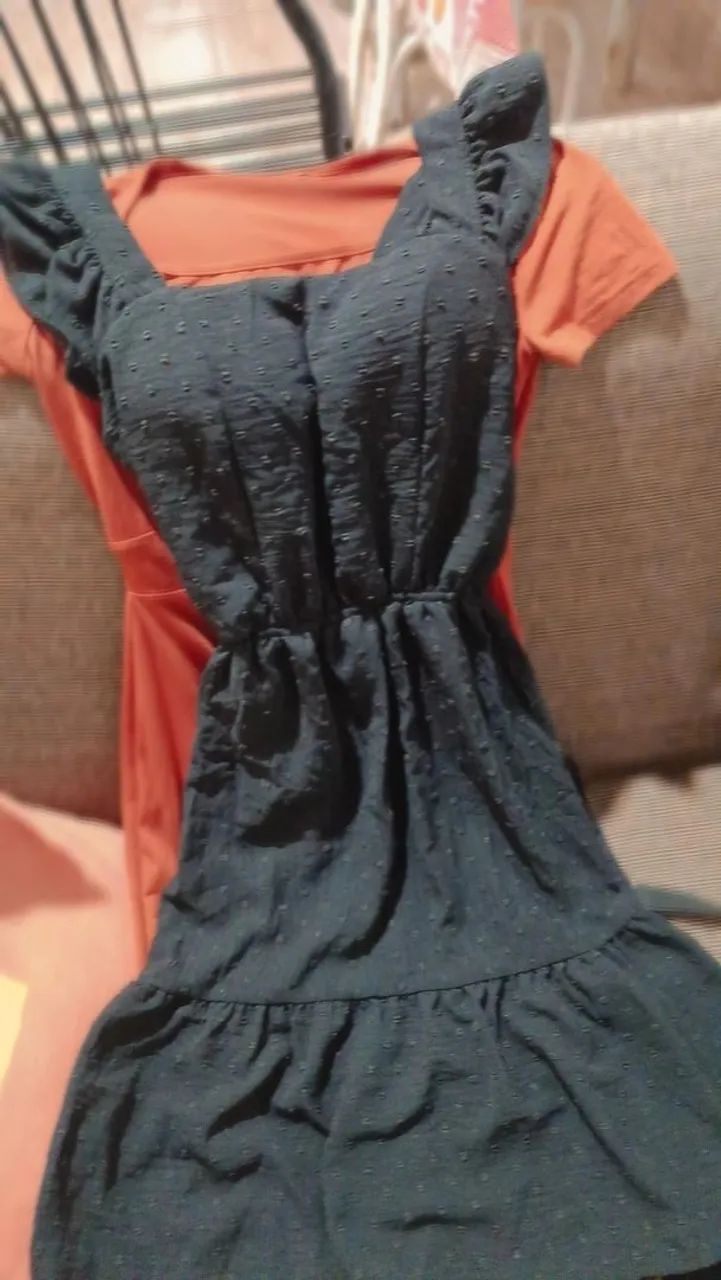 Vestido rendado preto elegante - Foto 2