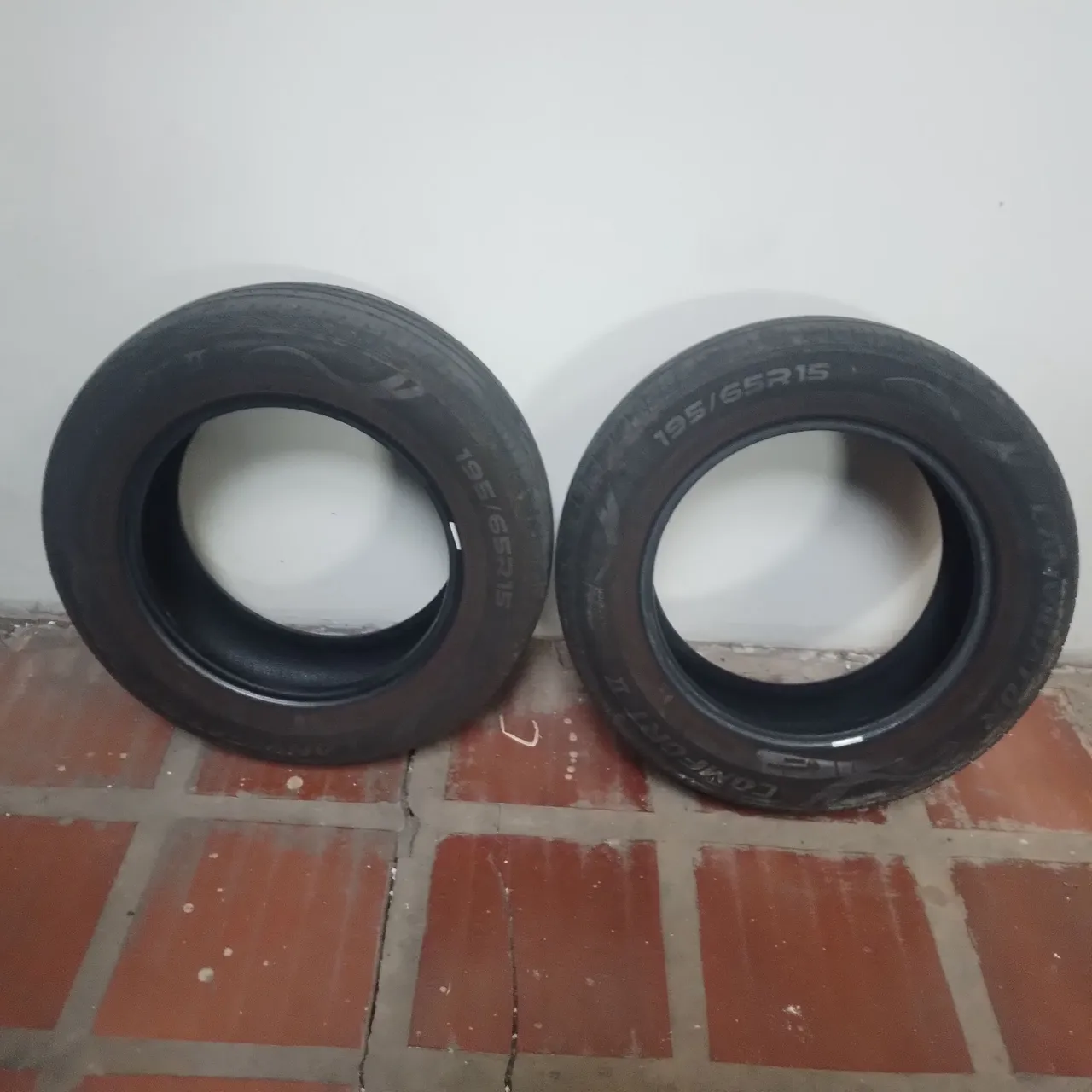 2 Pneus 195/65R15