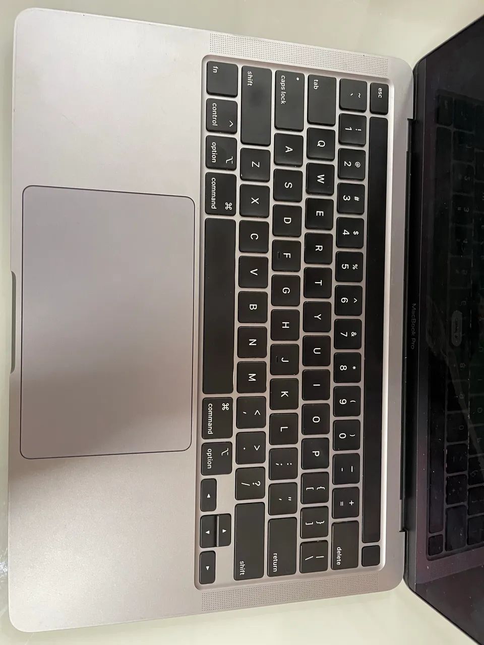 MacBook Pro 2020 Core i5 8G SSD 512G(美品) MacBook Pro 2020 Retina Apple Intel Core i5, 8GB, SSD 512GB, macOS
