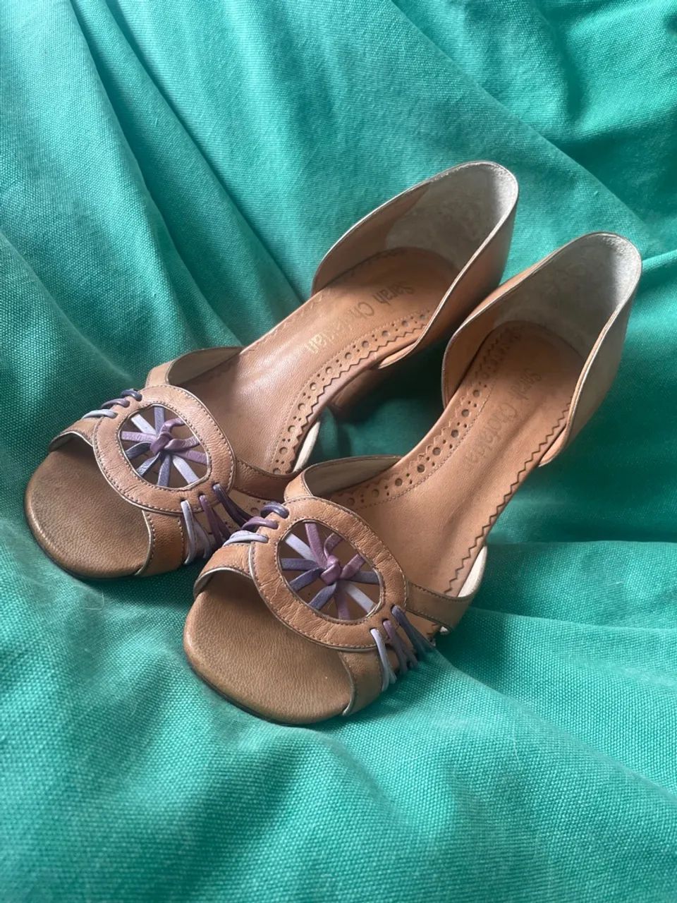 Sapatos Scarpin de couro Sarah Chofakian - Foto 3