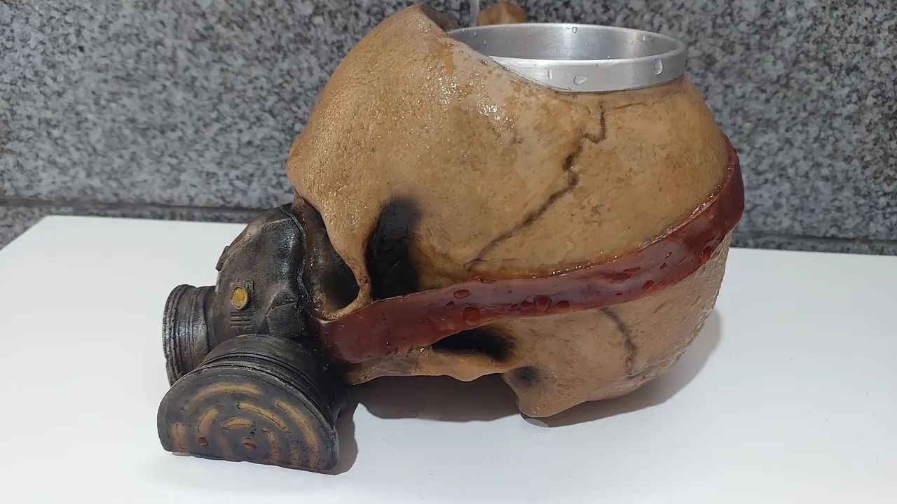 Caneca Caveira com Máscara de Gás - Foto 3