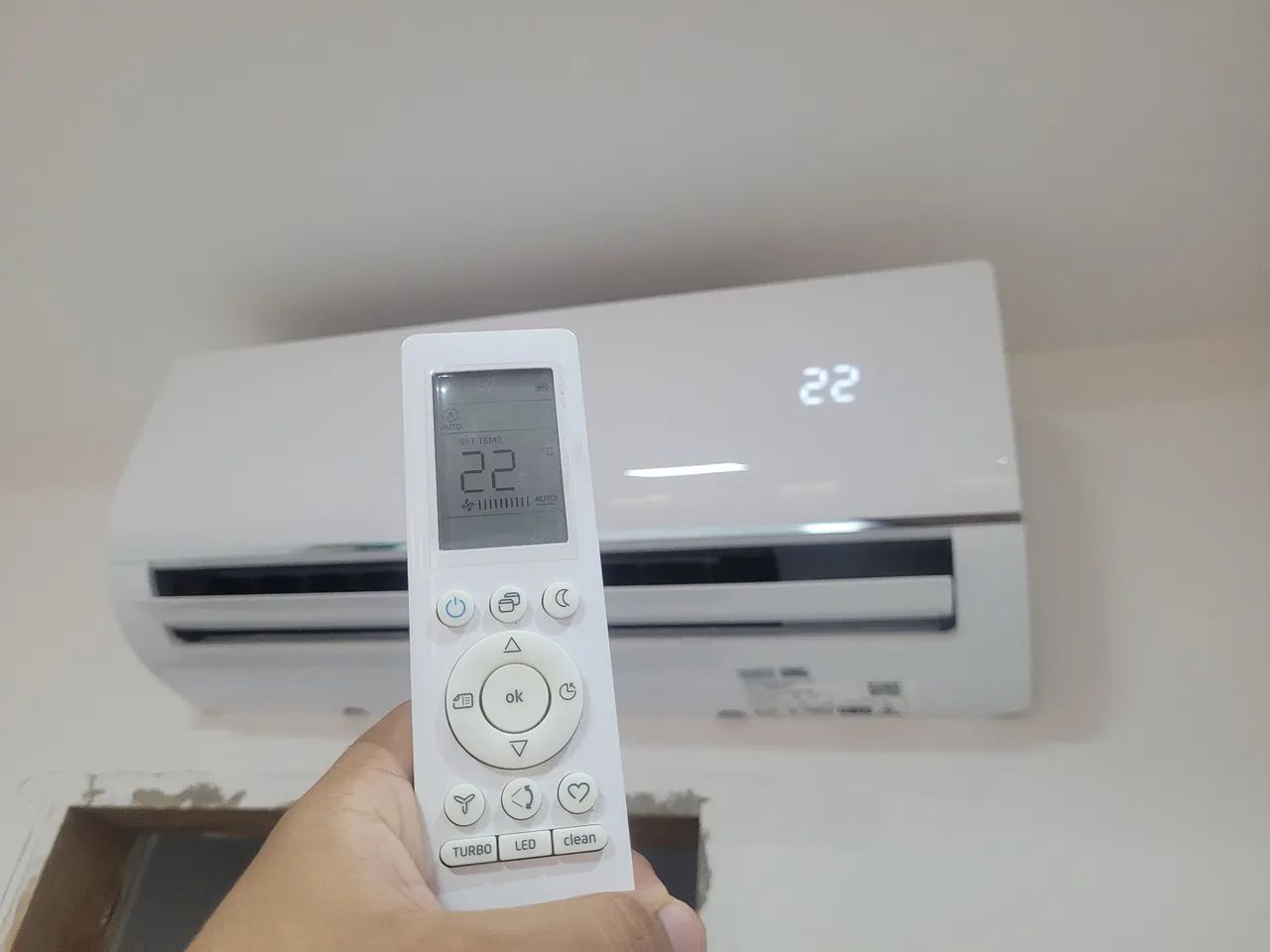 Ar Condicionado Midea Split convencional 9000btus- com pouco tempo de uso - Foto 4