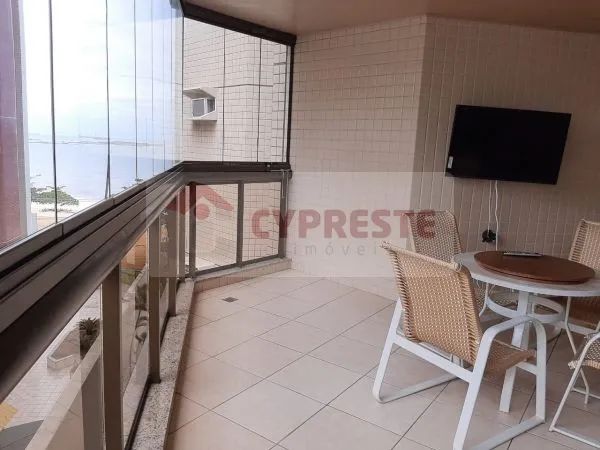 Apartamento com 4 Quartos para aluguel, 180m²