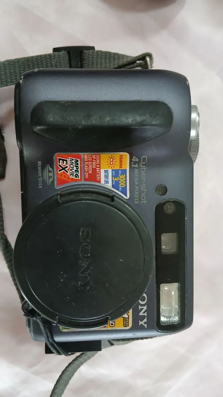 Camera digital dsc s85