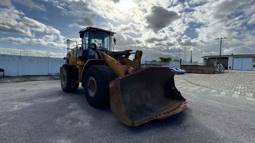 CARREGADEIRA RODA CAT 966L