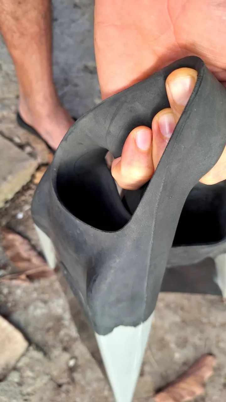 Prancha Bodyboard Genesis Extreme + nadadeir- a Pé de Pato - Foto 7