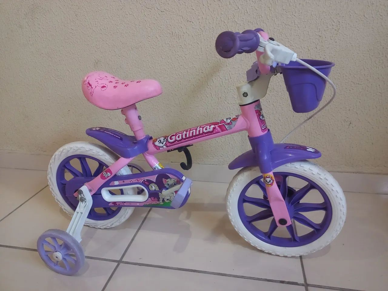 Bicicleta infantil ideal pra presente 1 à 3 anos aro12 aceito cartão *