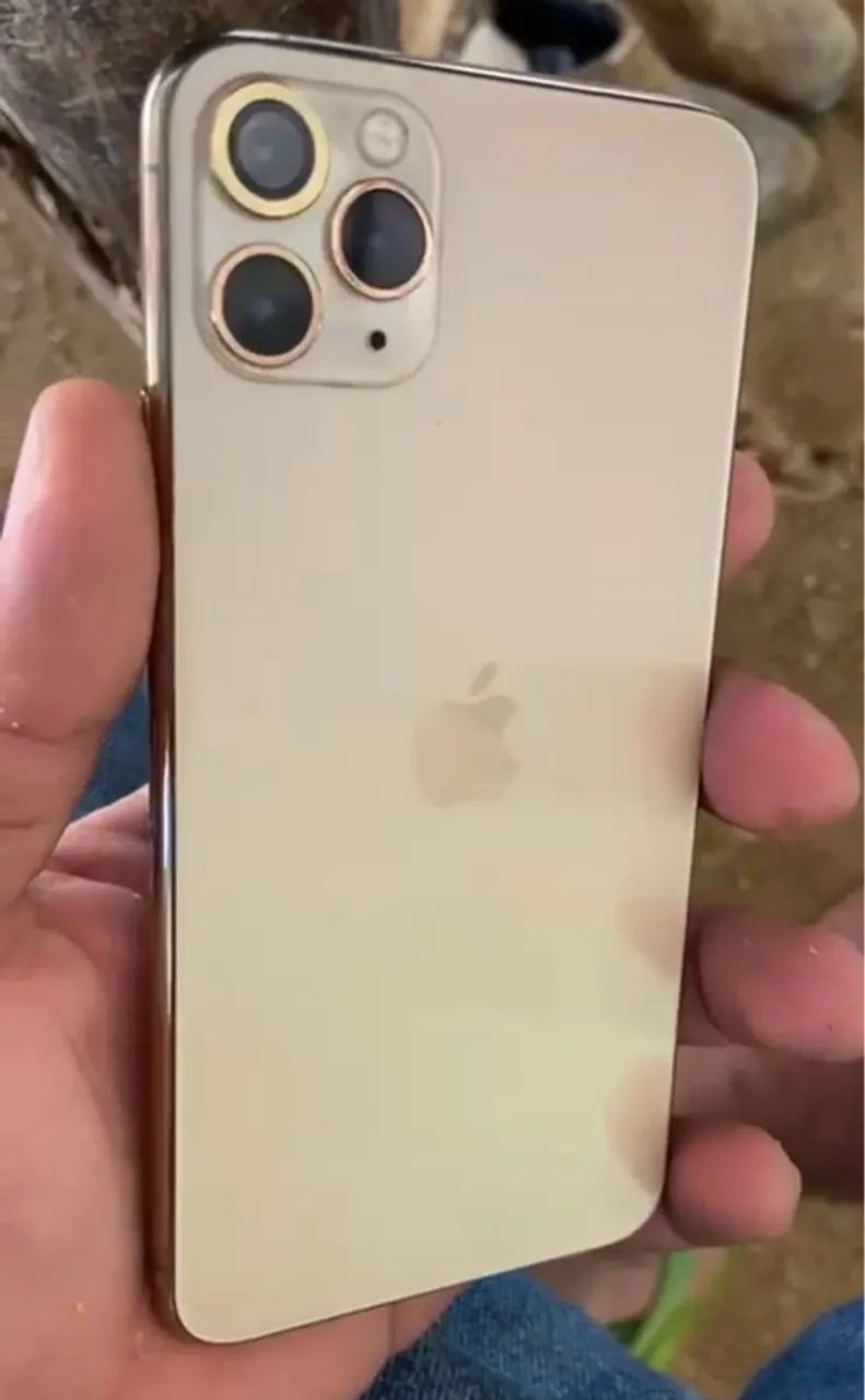 iPhone 11 Pro Max 