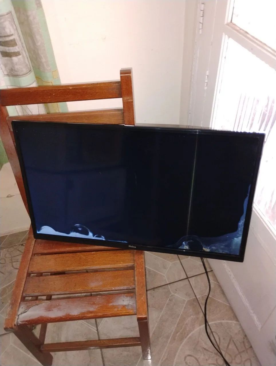TV Philco LED 32 Polegadas Modelo PTV32G50D com tela danificada - Foto 5
