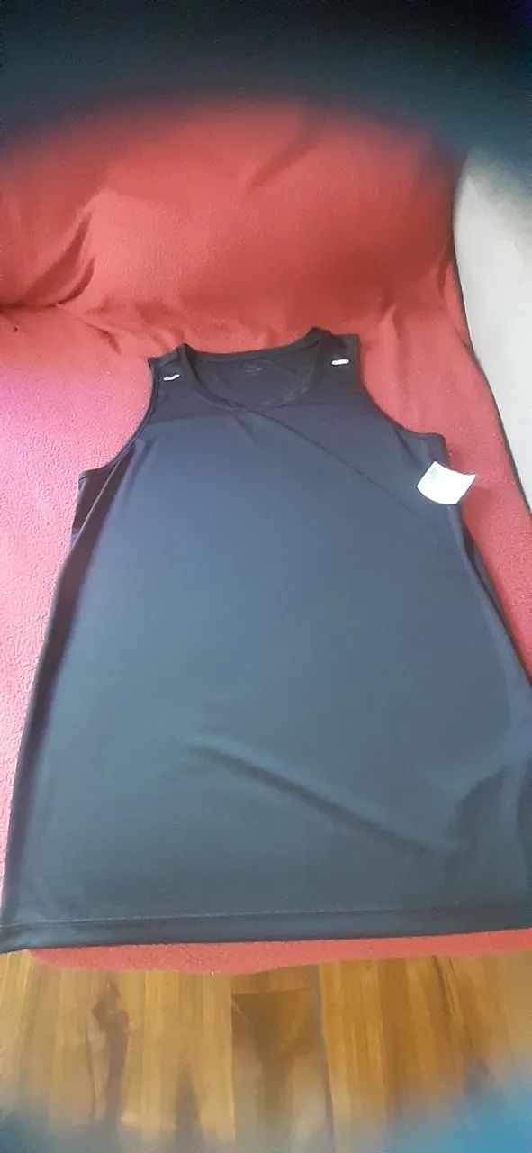 Camisa Regata preta da Renner Nova - Foto 2