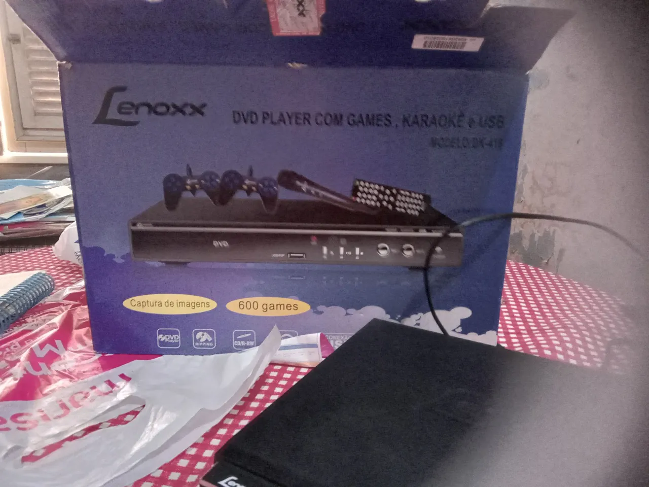 DVD Player Lenoxx com Jogos, Karaokê e USB