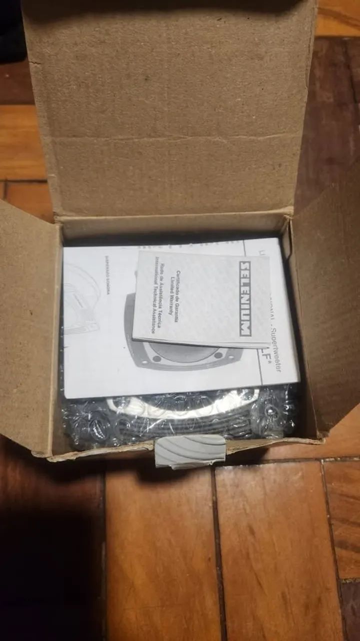 Tweeter Selenium st304