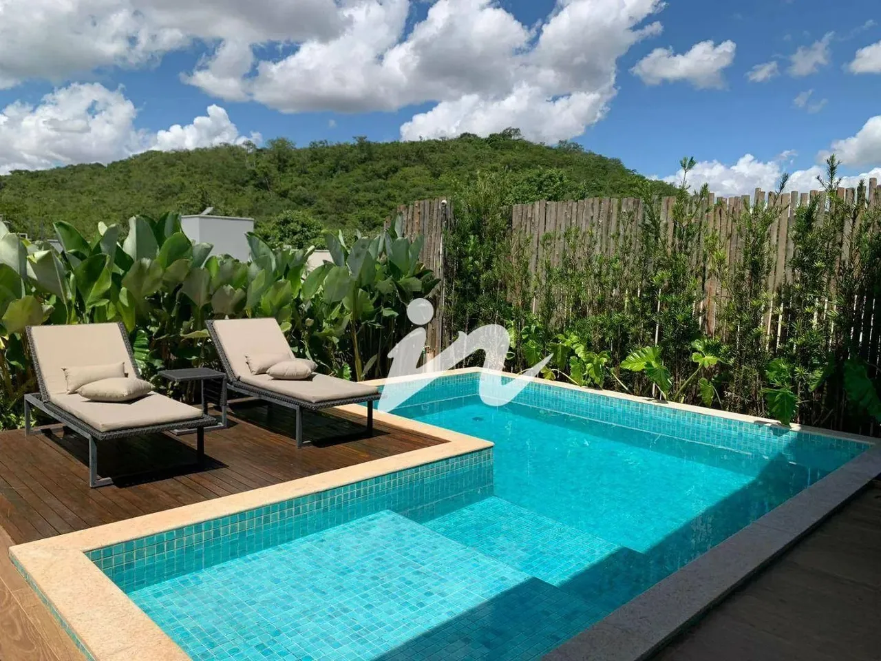 Rancho com 3 dormitórios à venda, 160 m² por R$ 1.800.000 - Chácaras Miranda - Uberlândia/
