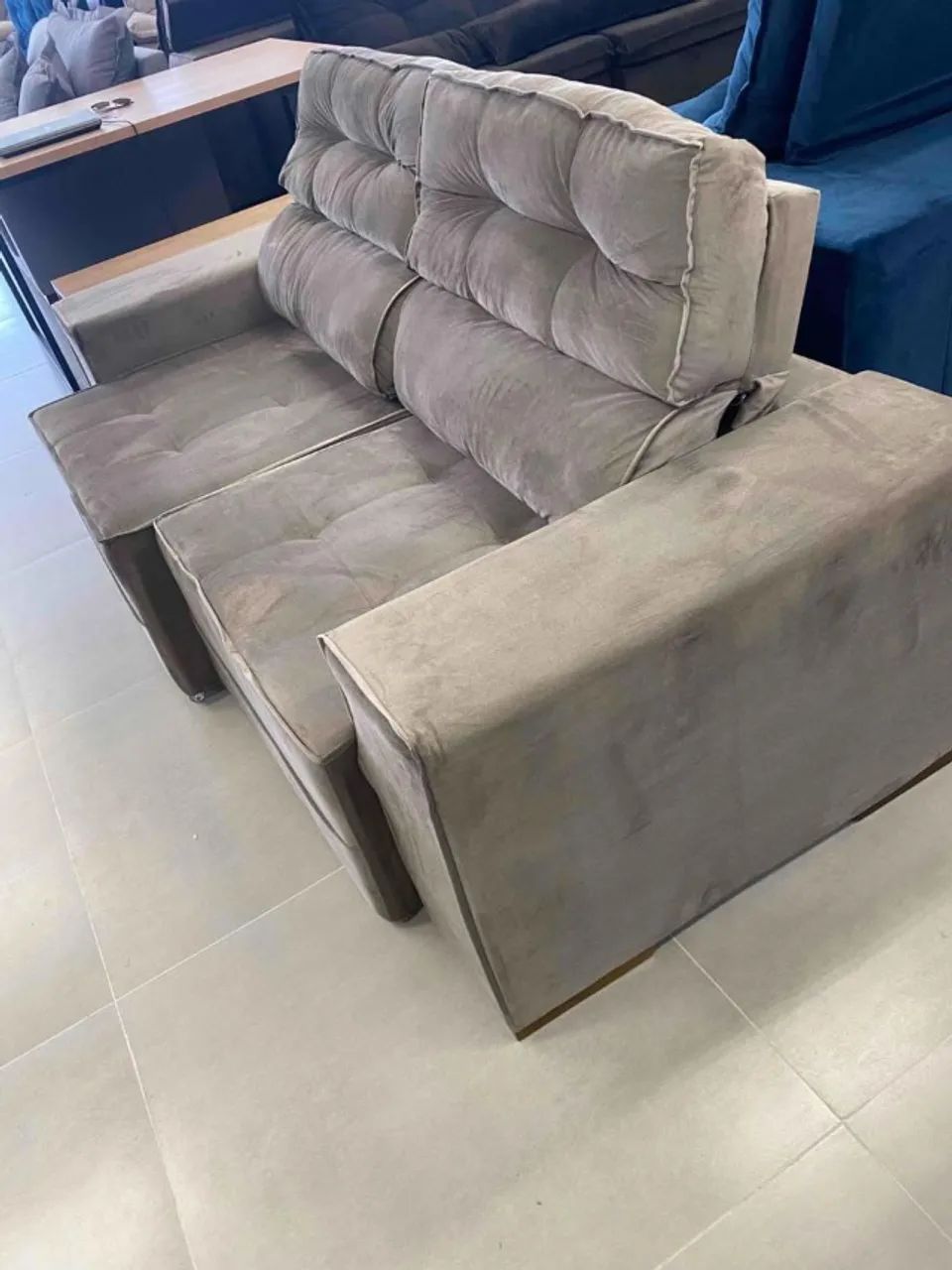 Oferta Imperdível  SOFÁ 3 lugares 2 mts  Novos direto de fabrica Frete Gratis - Foto 2