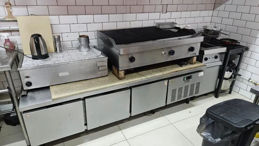 Balcão de serviço refrigerado - 210cm - Elvi