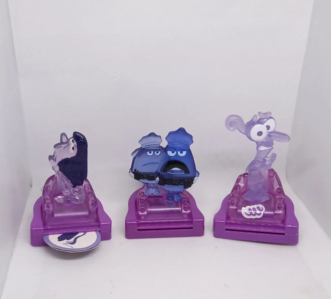 Lote 3 bonecos Divertidamente 2 McDonald's 2024