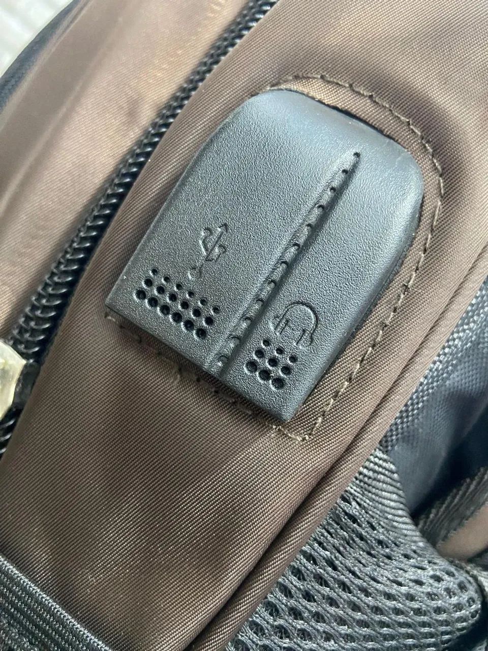 Mochila com Entrada para Fone de Ouvido