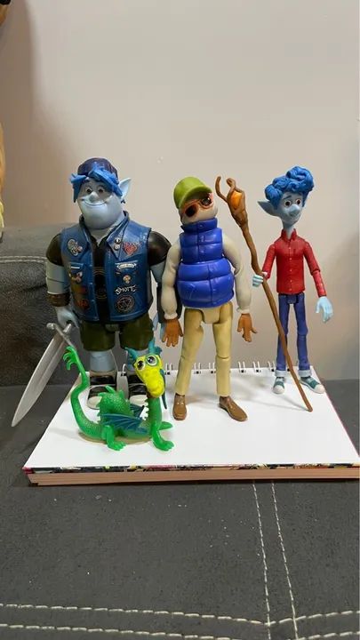 Bonecos DOIS IRMÃOS Pixar Mattel