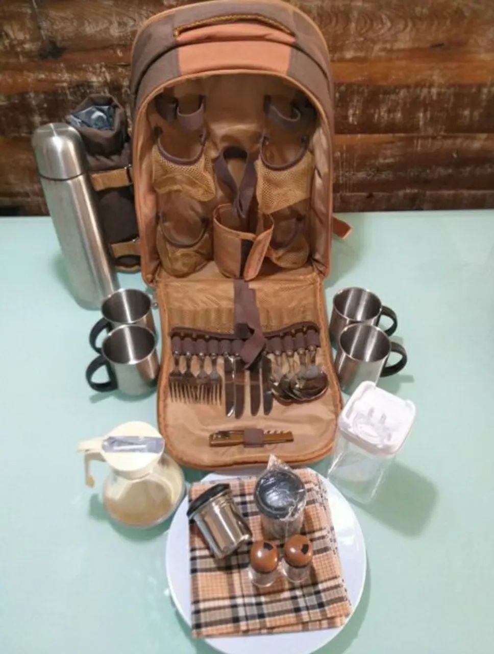 MOCHILA GRANDE PARA ACAMPAMENTO E VIAGENS, NOVA, MARCA UTILIZA. - Foto 2