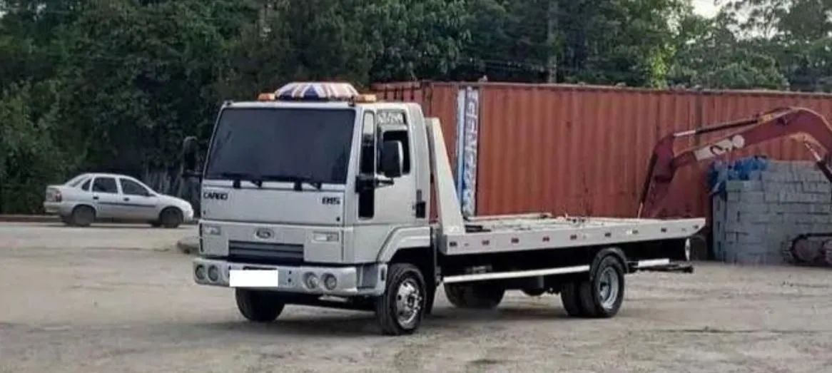 Ford Cargo 815 Plataforma 2012 - Foto 2