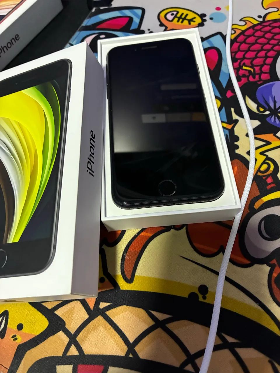 iPhone SE2 64gb preto - Celulares e Smartphones - Jardim Dias I