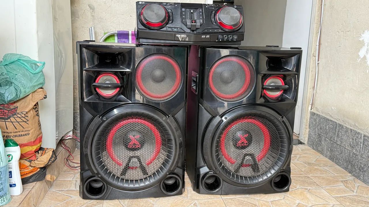 LG xboom 2700 RMS 