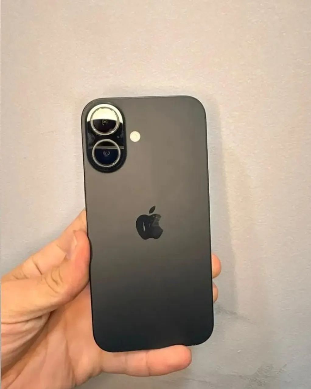 IPhone 16 Semi novo(usado) - Foto 3