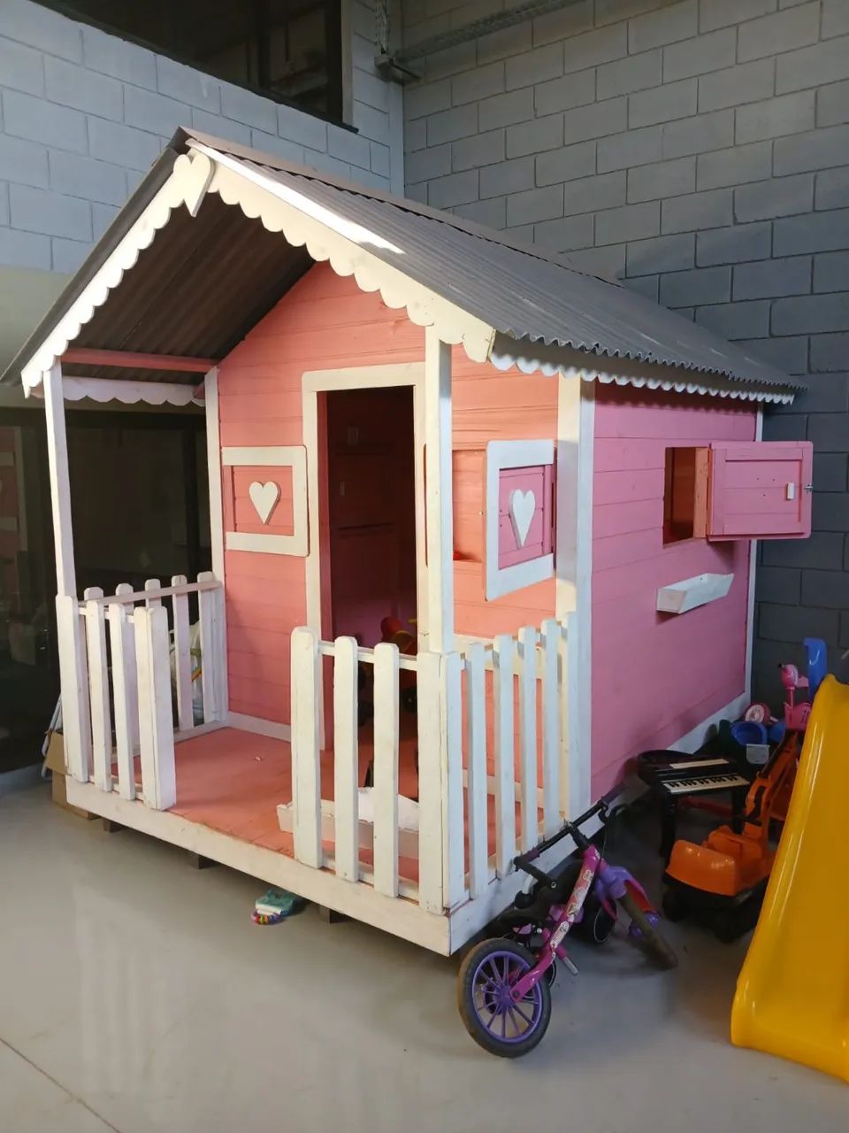 Casinha infantil de madeira 