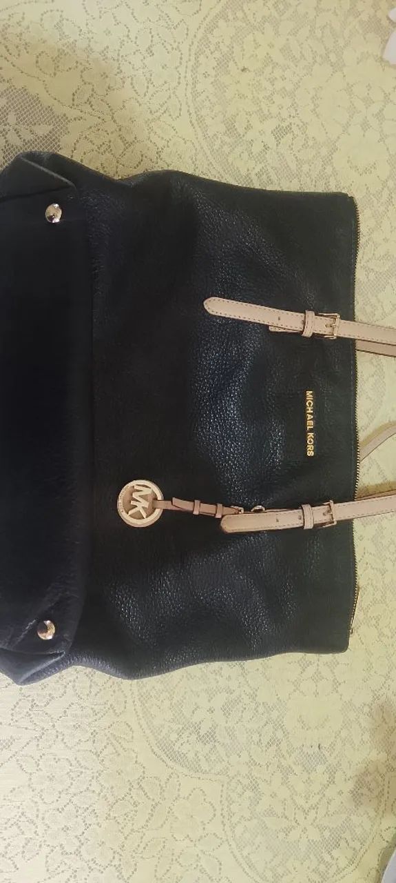 Bolsa Ori6 Michael Kors preta  - Foto 2
