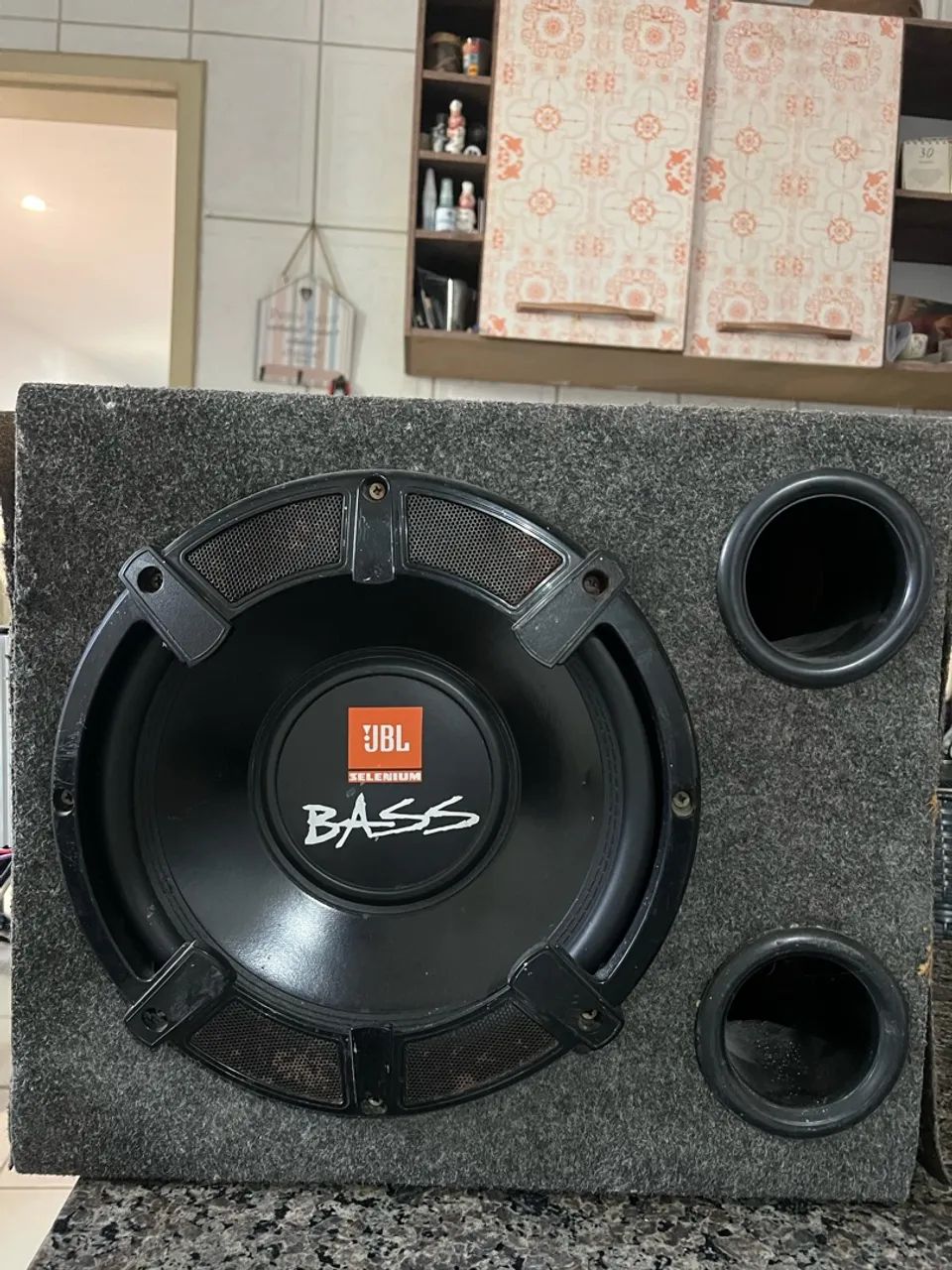 Subwoofer JBL com Módulo