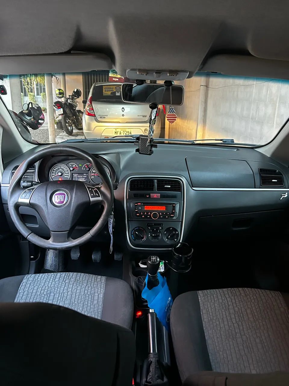 Fiat Punto Essence 1.6 Flex 16V 5P 2011 - Foto 3