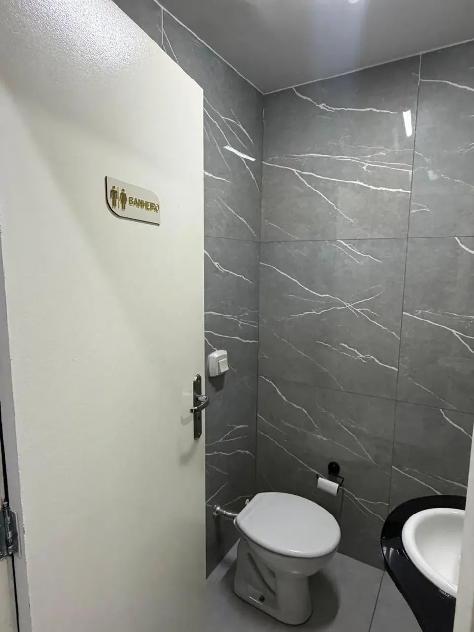 Sala Comercial Ed. Empire Center, em frente ao Tucano bar e Deck avenida - Foto 4