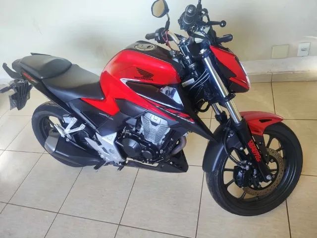 CB TWISTER 300 ABS - Foto 4