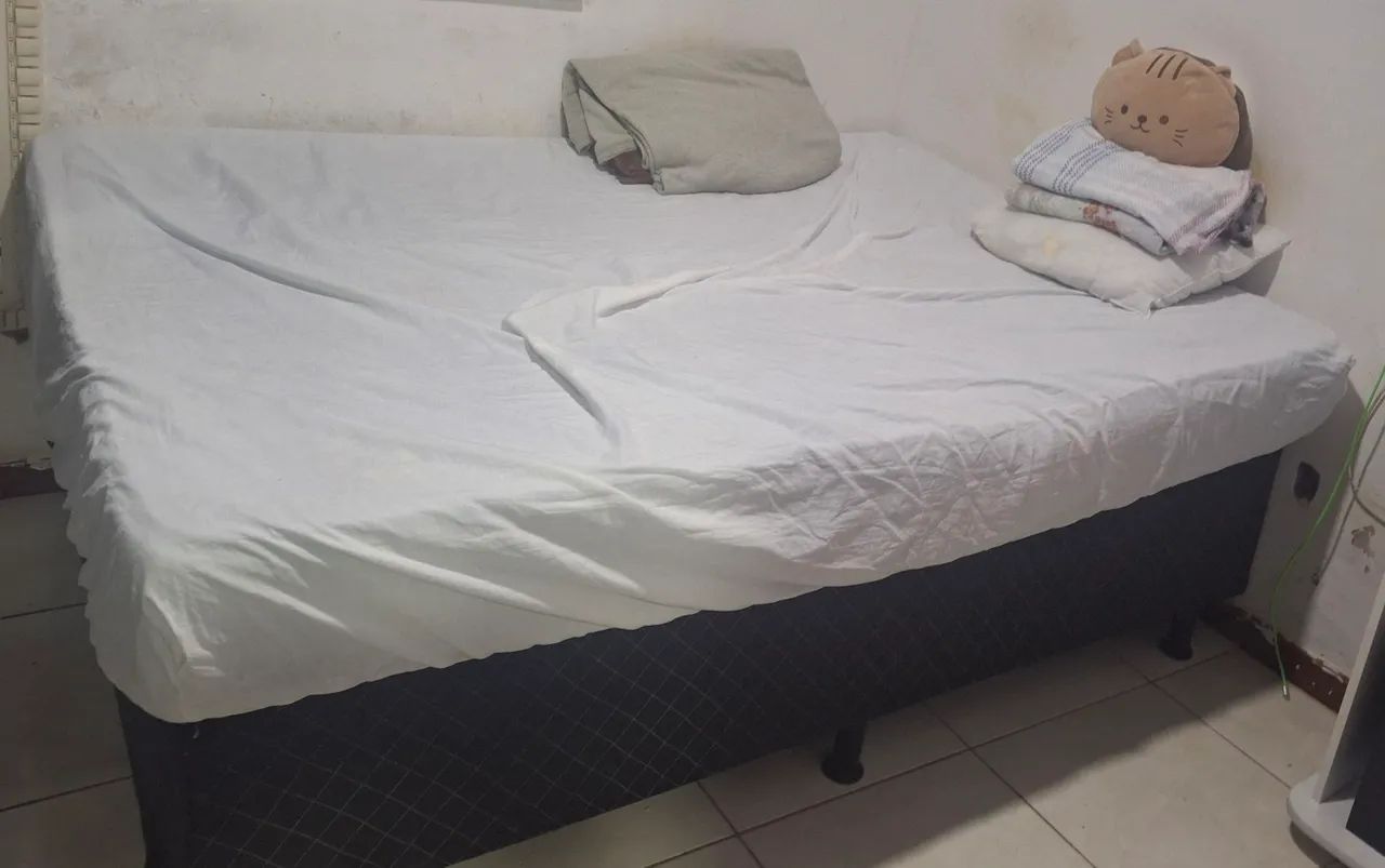 Cama com colchão grande - Foto 3