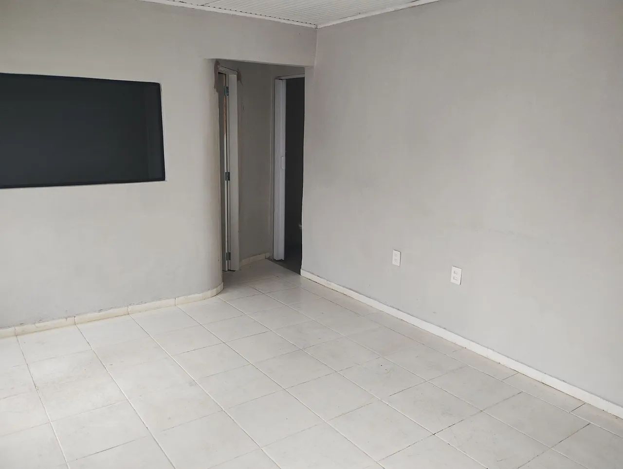 Aluga-se Ponto comercial no bosque próximo ao pronto socorro  - Foto 2