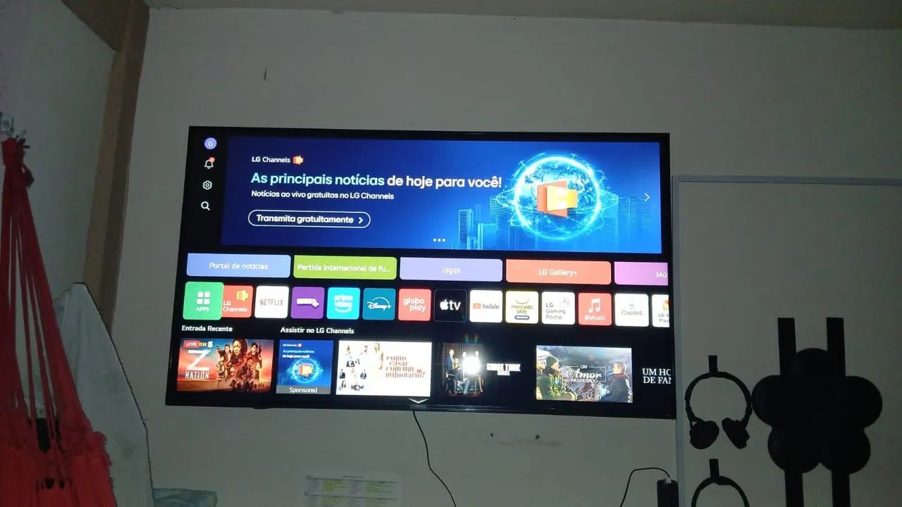 Vendo Smart TV LG 65 polegadas 