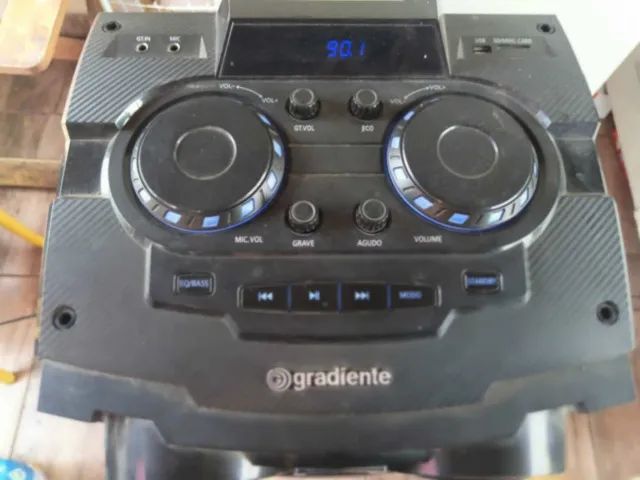 Caixa de som Amplificada Gradiente GCA-103M  1500 W