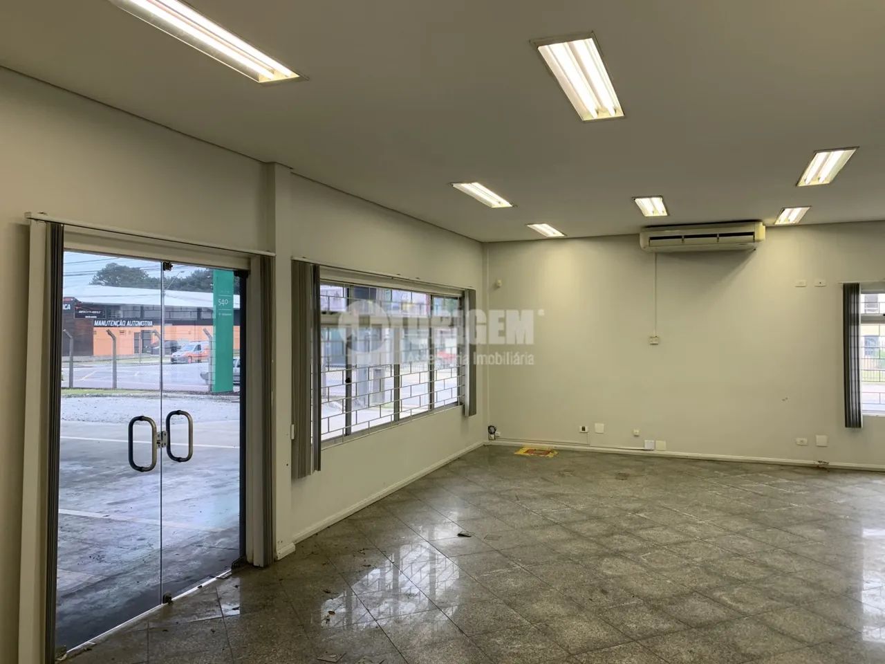 3.560m2 de terreno e 728,00m2 de área construída. - Foto 10