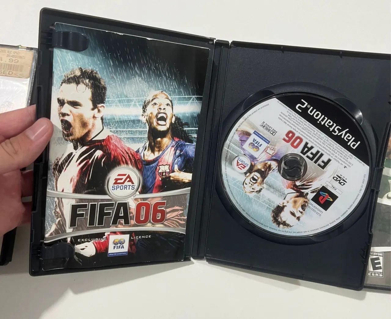 Combo fifa ps2 - Foto 4