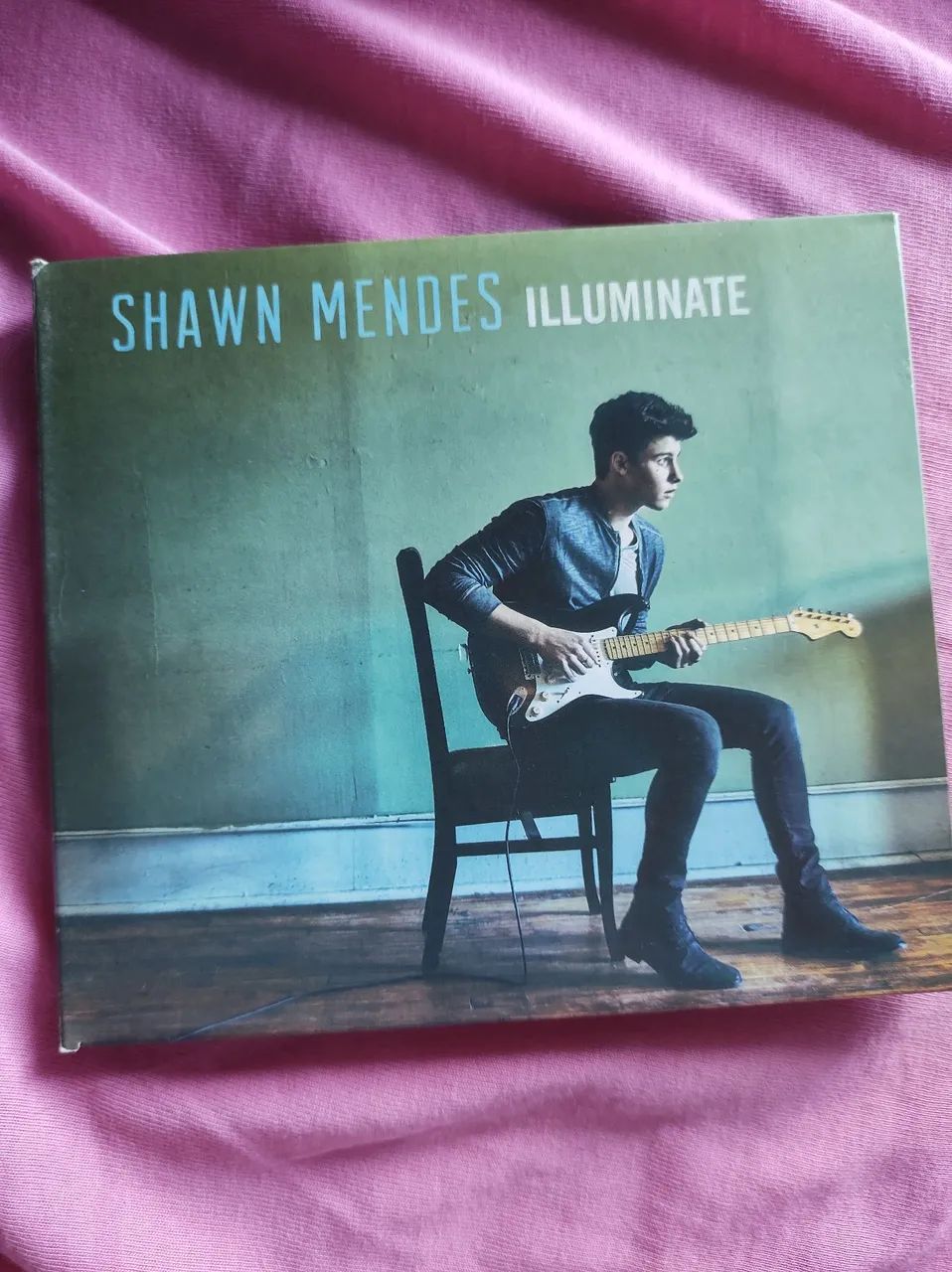 Cd Shawn Mendes Illuminate semi novo 