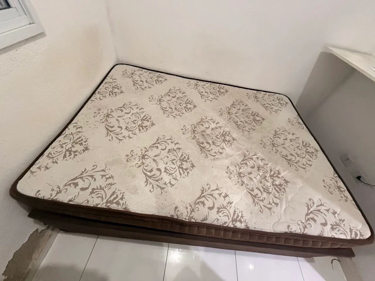vendo cama box baú com cochão ?em perfeito estado - Foto 4