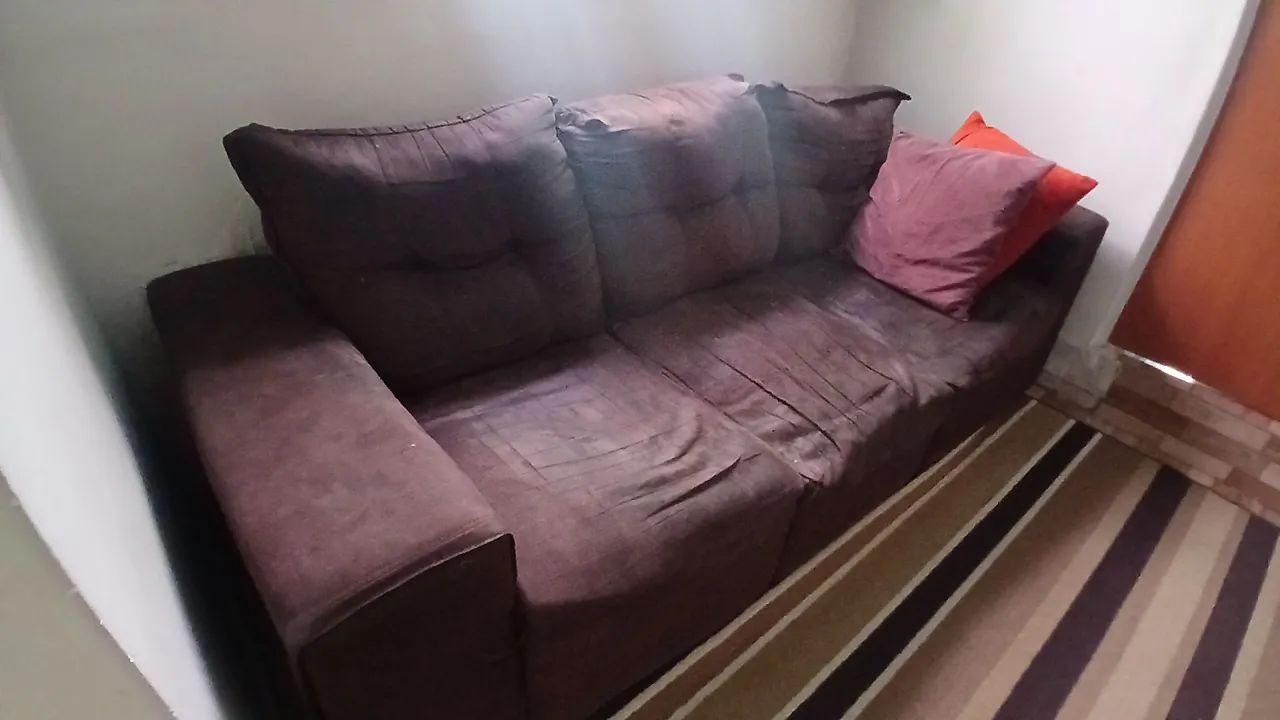 Sofá 3 lugares - Foto 3