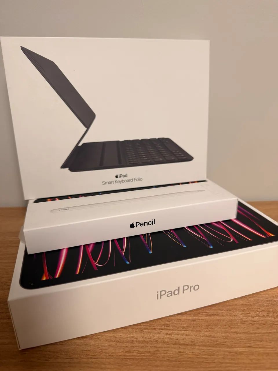 Apple iPad Pro 11 - M2 (4ª Geração) 128GB Wi-Fi + Magic Keyboard + Apple Pencil - Foto 2