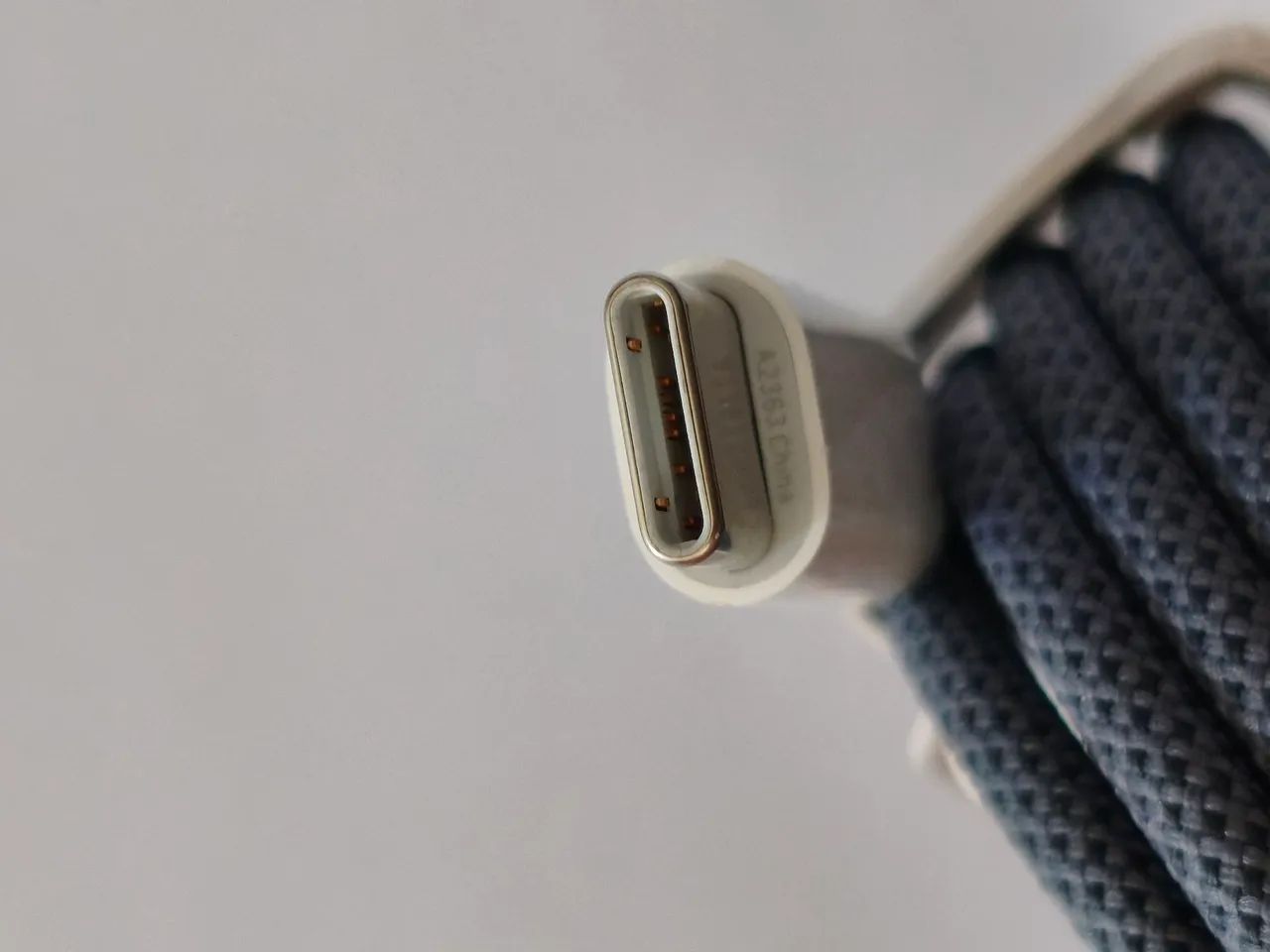 Cabo de USB-C para MagSafe 3 (2m) Apple A2363 - Foto 5