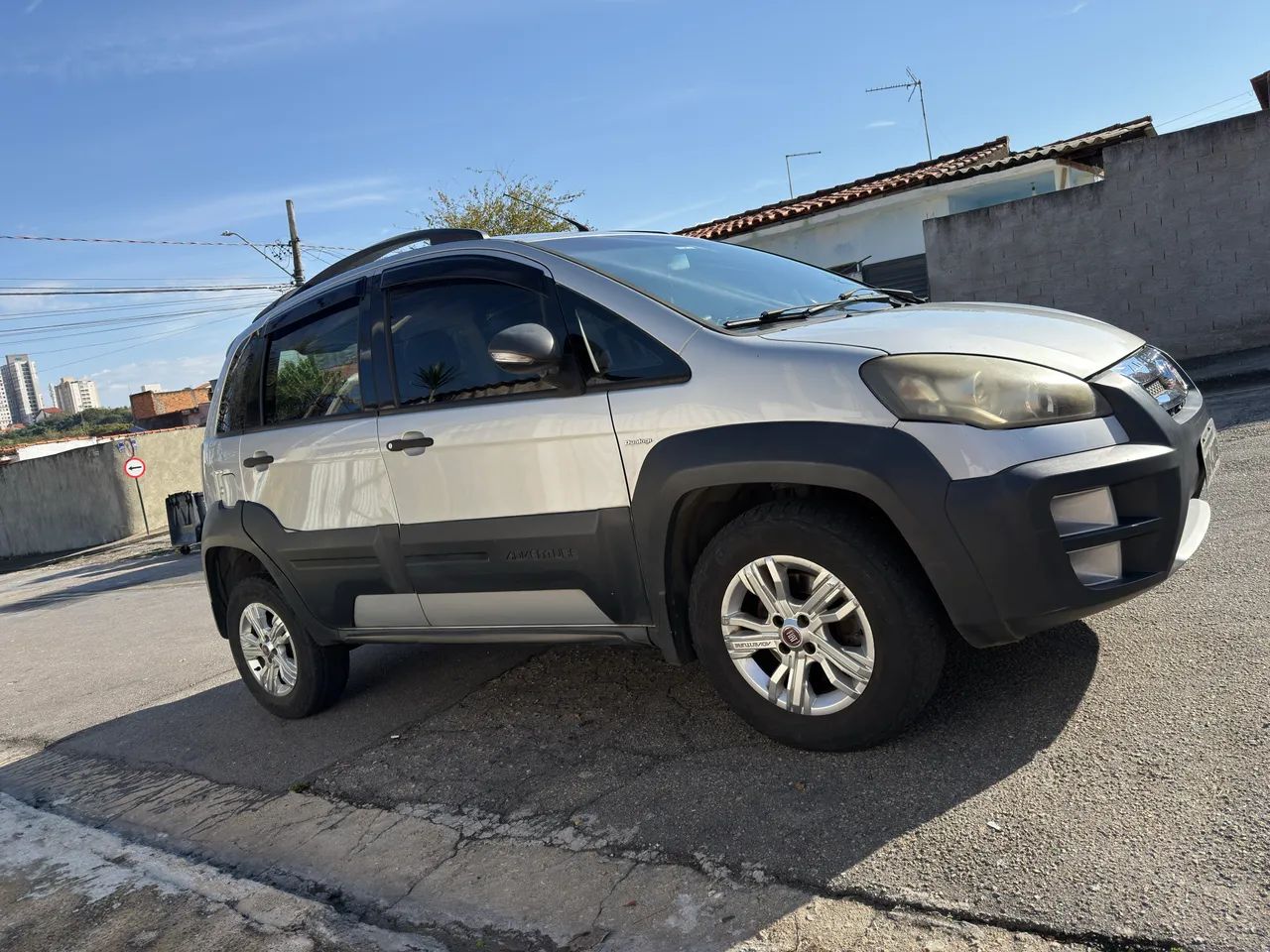 Fiat Idea Adv./ Adv.lock.dualogic 1.8 Flex 5P 2012 - Foto 2
