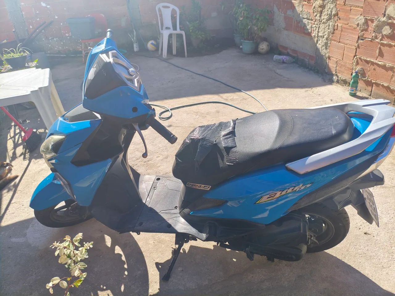 Elite 125 - Foto 2