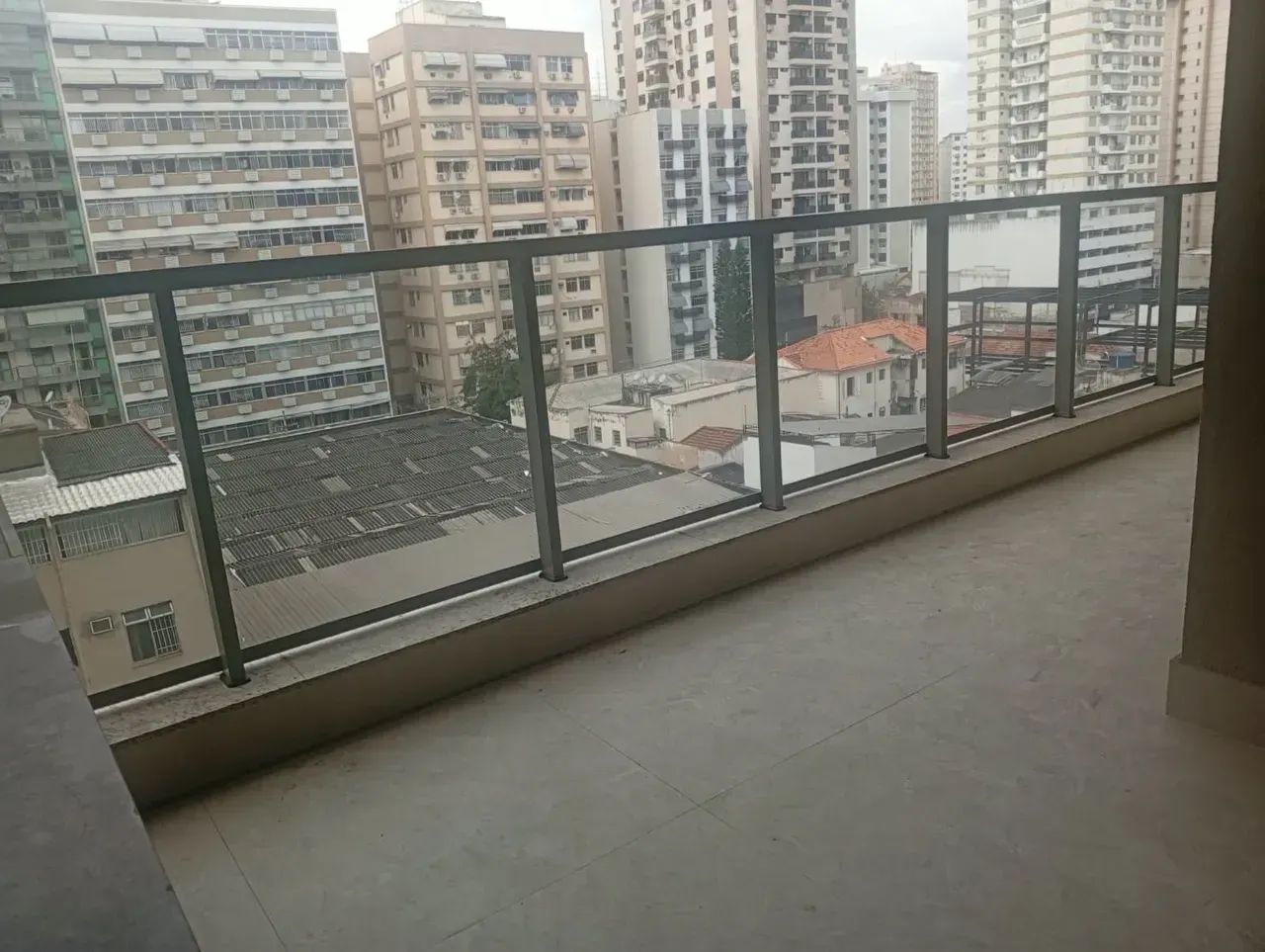 Apartamento à Venda no Ingá | Edifício Tarsila | 3 Quartos, 1 Suíte, Varanda Gourmet e 2 V - Foto 3