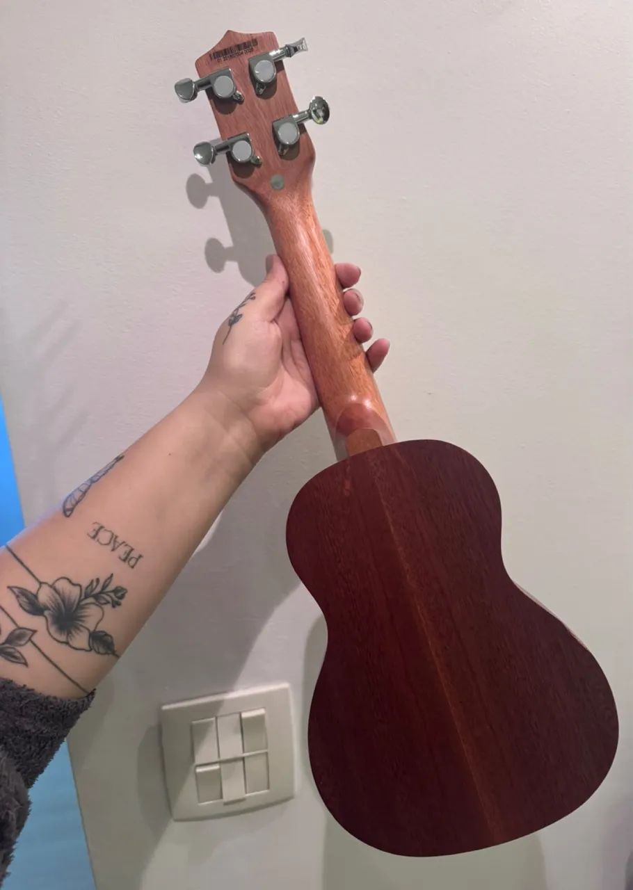 Ukulele Tagima 21? SOPRANO + Capa  - Foto 3