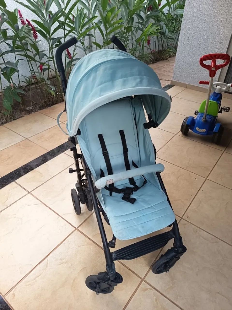 Carrinho de Bebê Chicco Liteway Azul - Leve, Compacto e Dobrável