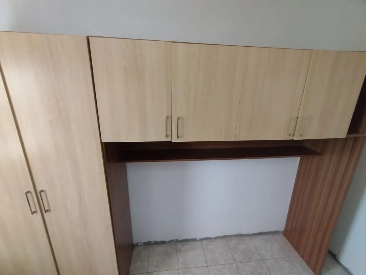 2 Guarda roupas em MDF com cama de solteiro confeccionados sob medida - Foto 2